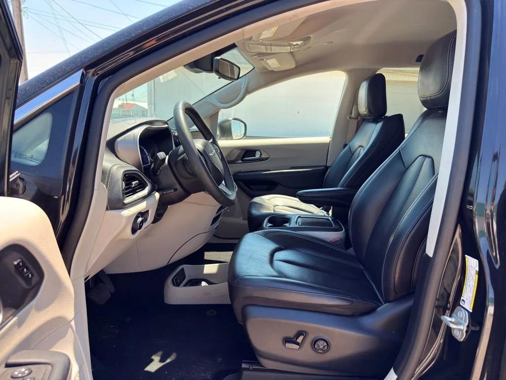 chrysler pacifica hybrid 2023 2C4RC1L77PR626450 image chrysler pacifica hybrid 2023 2C4RC1L77PR626450 image